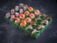 Фуршетный сет с салатами "Дары моря"